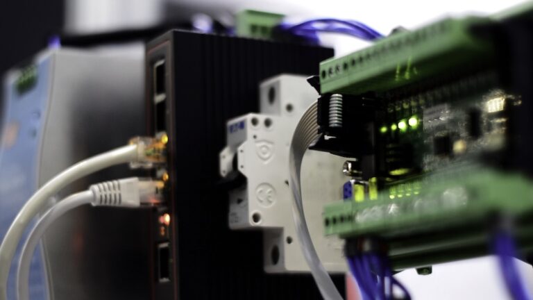 Modbus Nedir? Modbus Protokolü ve Özellikleri Nelerdir?